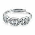 Bague trois maillons pavés argentée réglable, vue de face