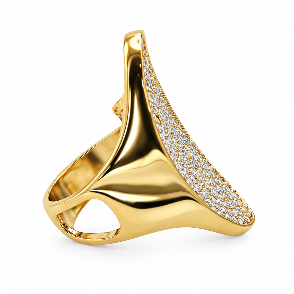 Bague ovale pavée dorée, vue de côté